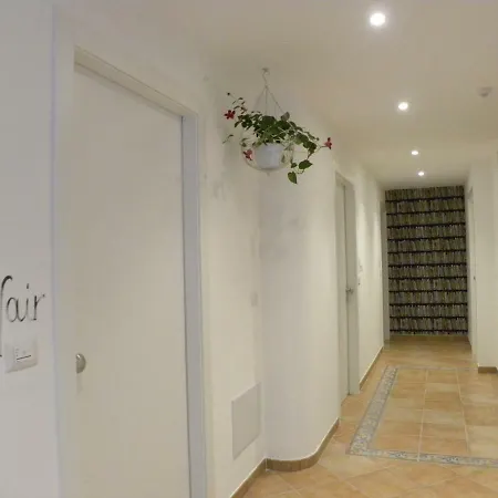 Acquaesale Rooms بيت ضيافة بورتو سيساريو